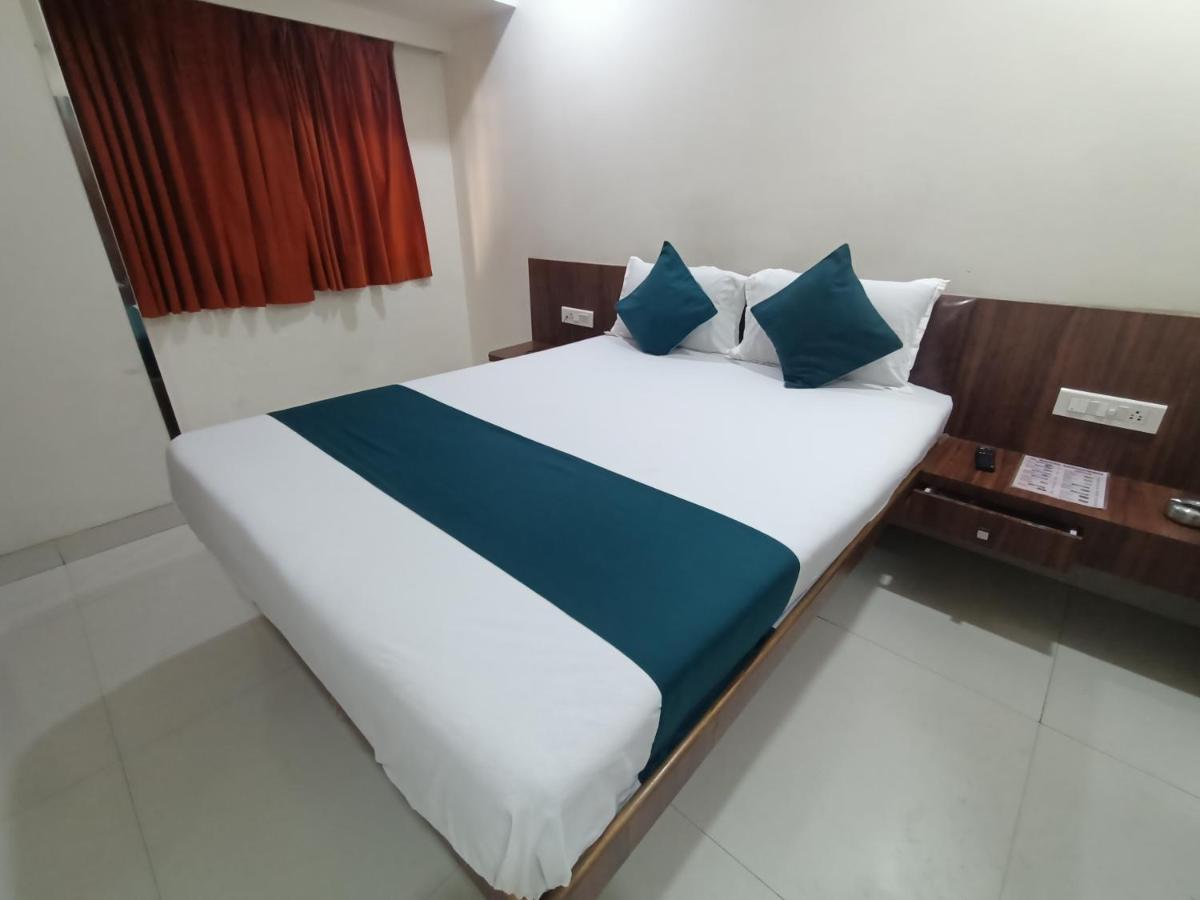 Samadhan Powai Hotel 2*