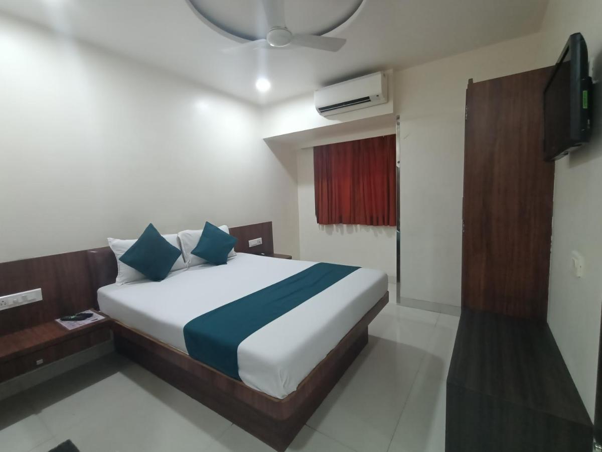 Samadhan Powai Hotel Mumbai